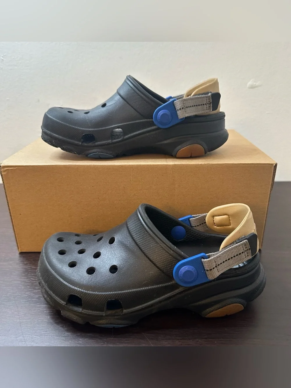 Crocs Classic All-Terrain Clogs Kids Black Adjustable Strap, Size Junior 2 Kids